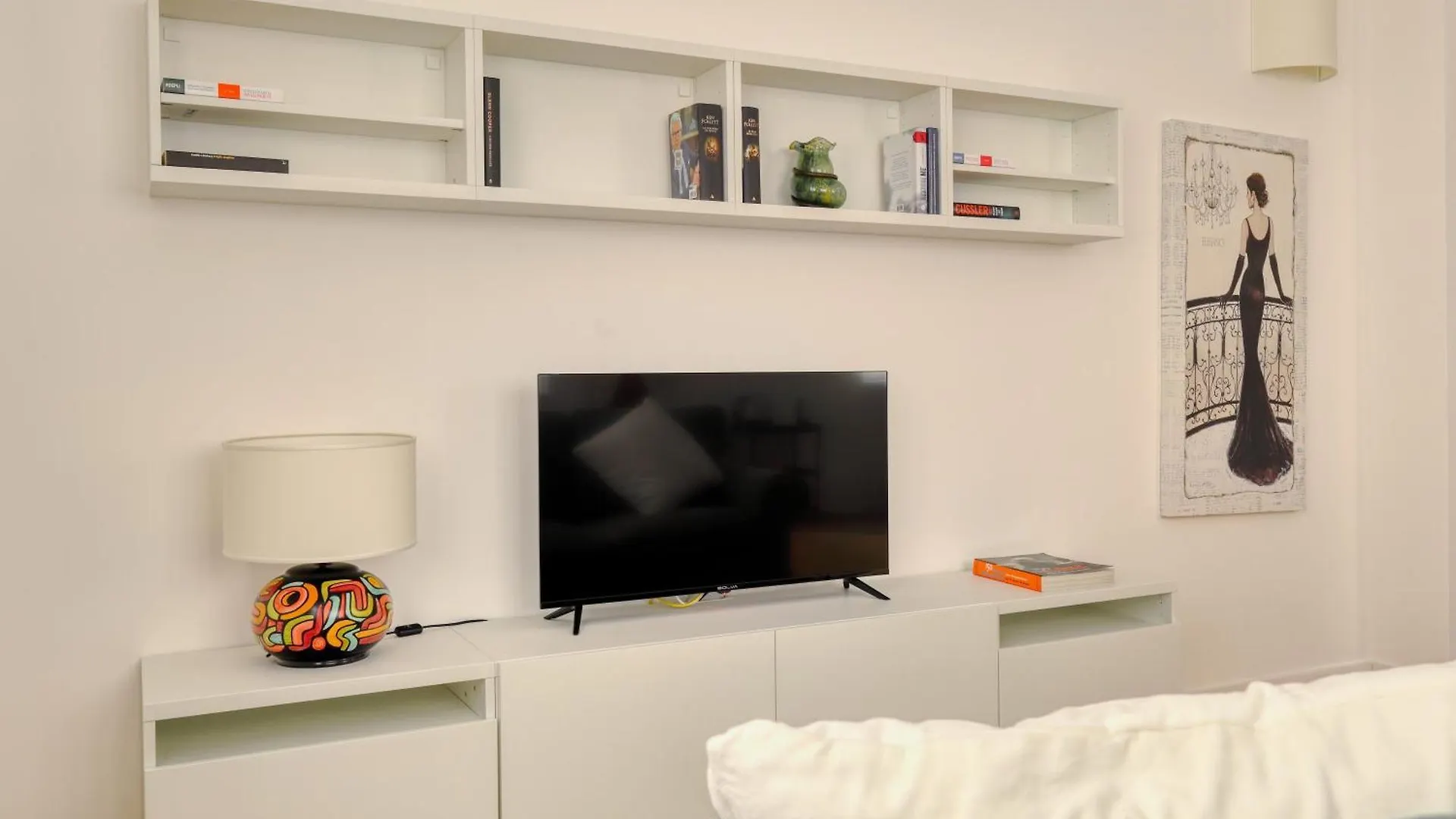 Just Urban Stays - Bright And Beautiful Apartment - Corso Genova Μιλάνο 0*,  Ιταλία