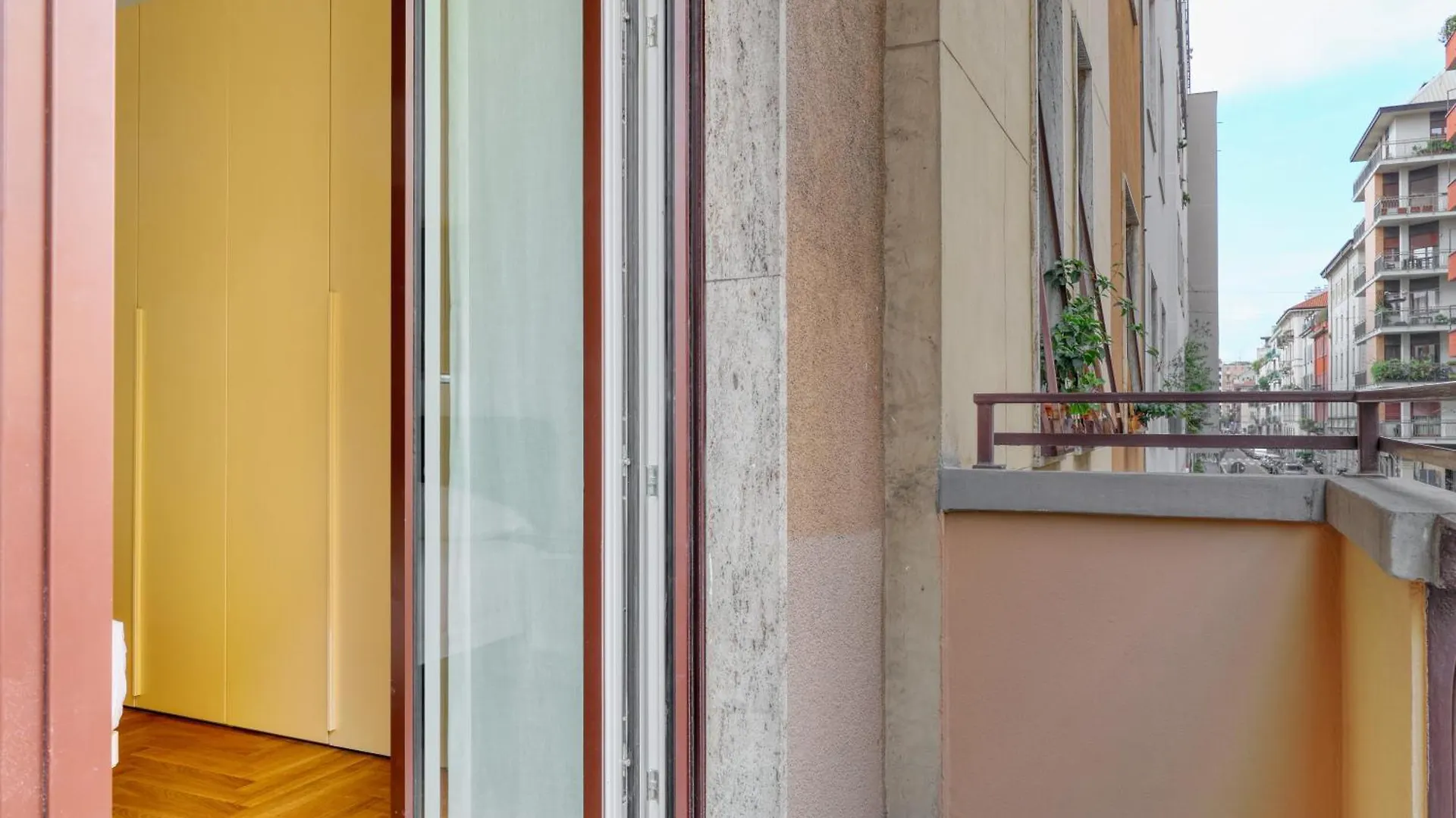 Just Urban Stays - Bright And Beautiful Apartment - Corso Genova Μιλάνο