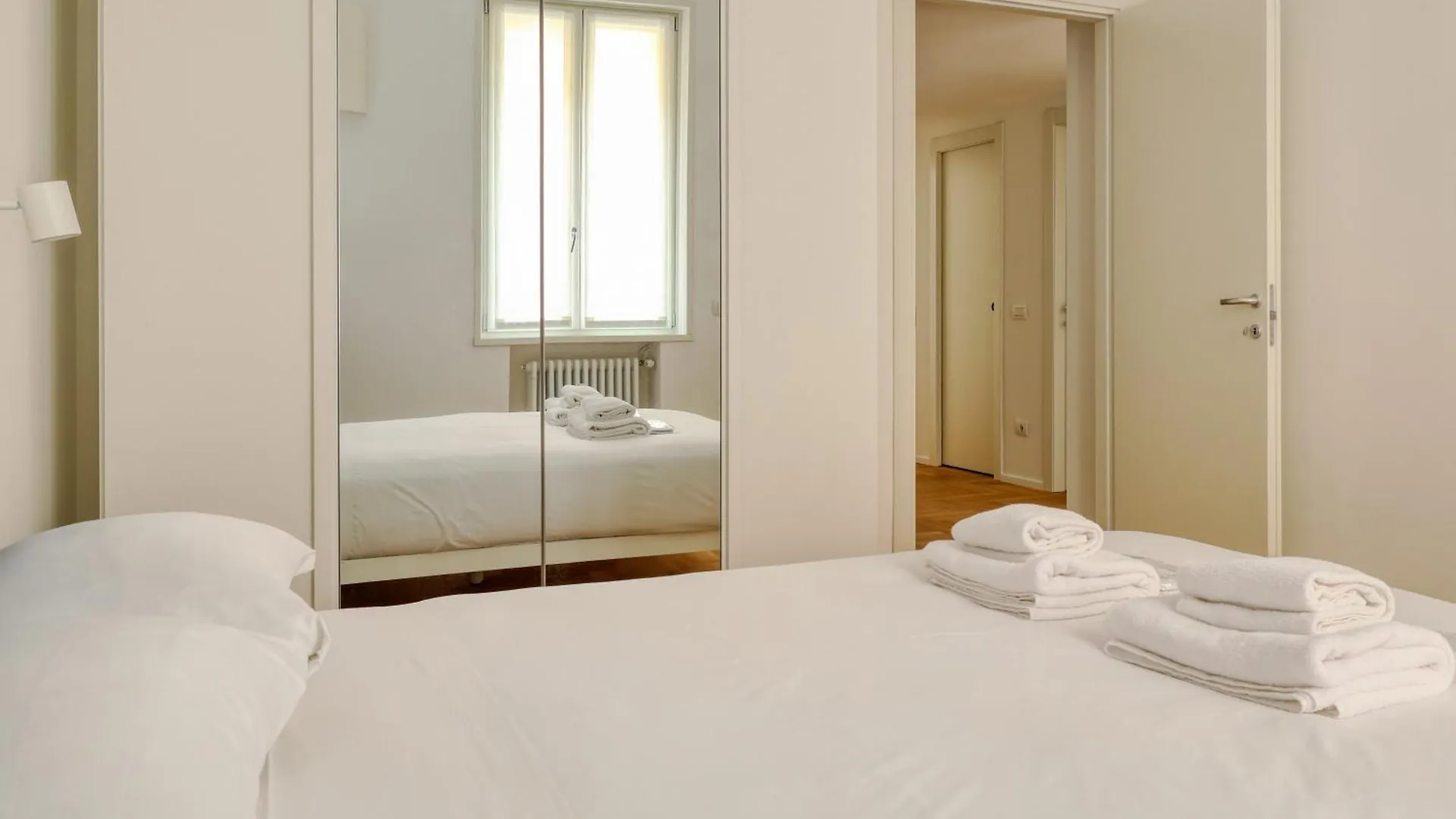 Just Urban Stays - Bright And Beautiful Apartment - Corso Genova Μιλάνο Ιταλία