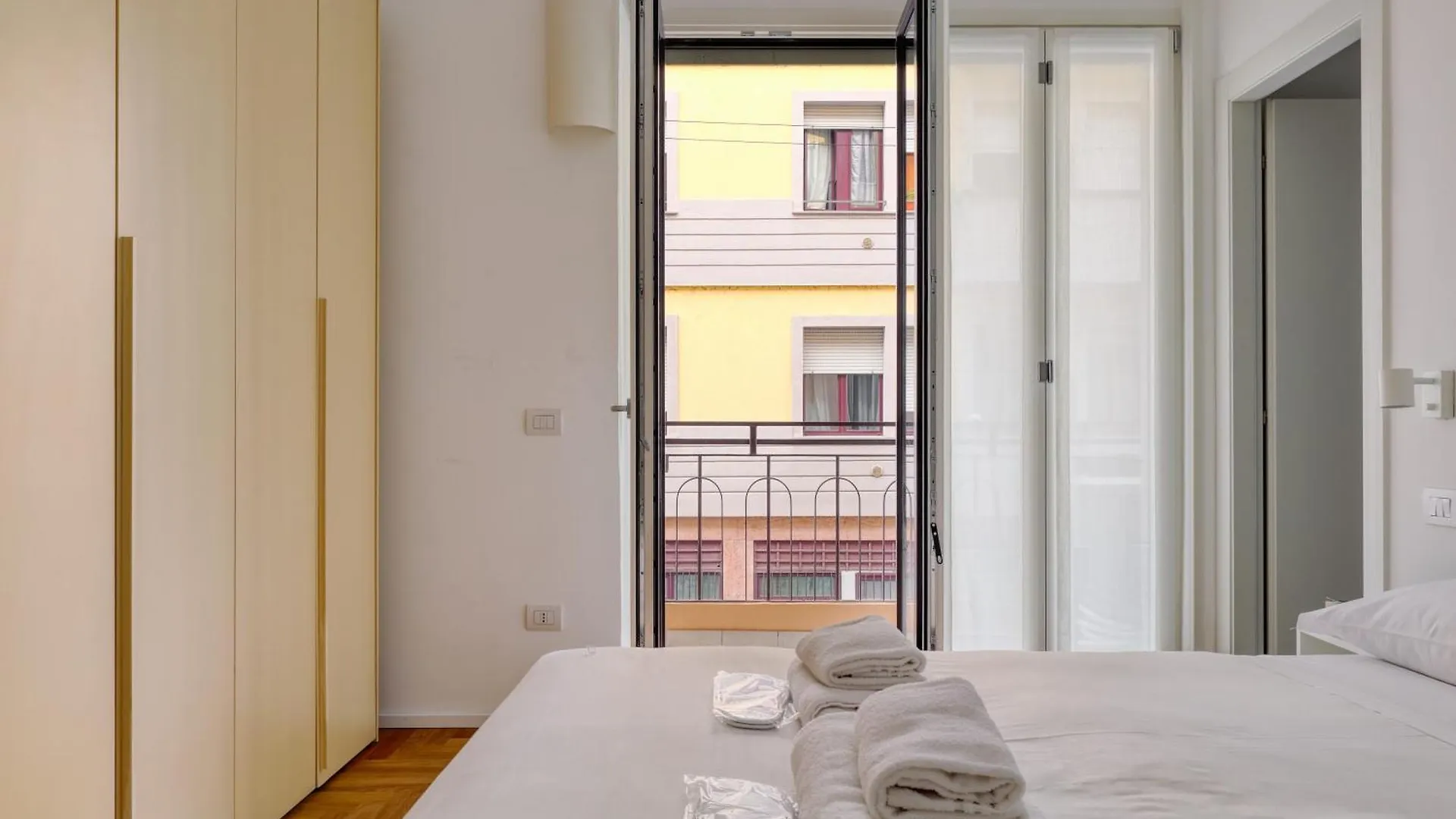 Just Urban Stays - Bright And Beautiful Apartment - Corso Genova Μιλάνο 0*,